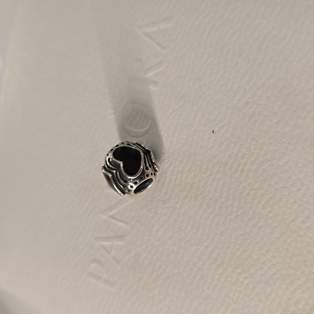 Authentic Pandora Charm - Picture 2 of 4
